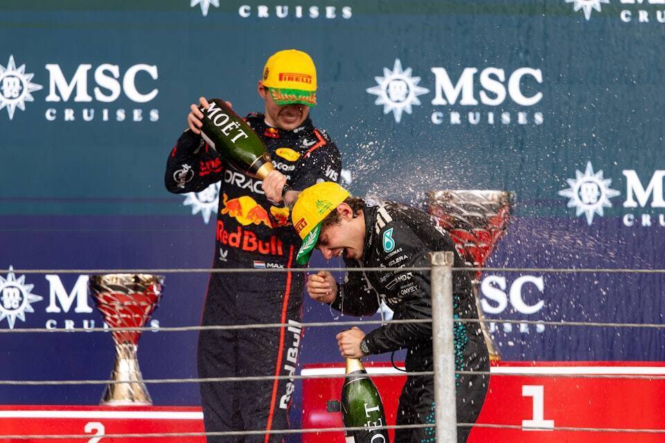 F1巴西站｜诺里斯夺冠榜首领先24分，维斯塔潘维修站起步追至第三